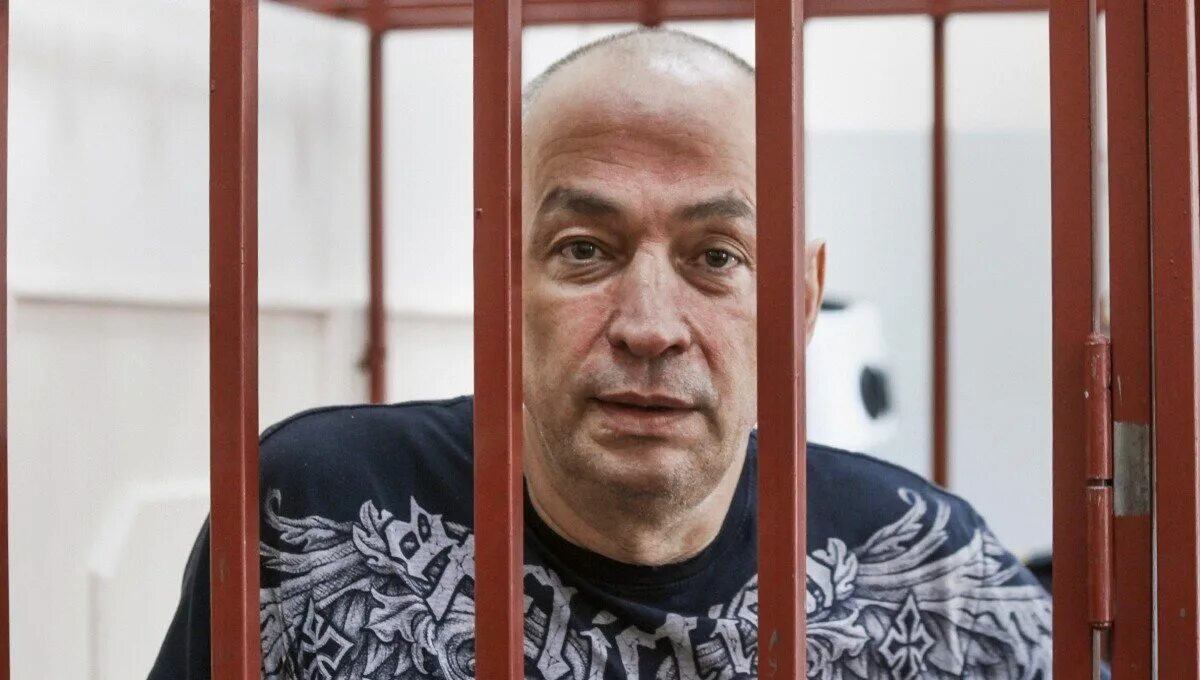 За что посадили мэра. Ройзман мэр екатеринбурга. Мэра которого посадили в тюрьму. За что посадили мэра. За что посадили мэра.