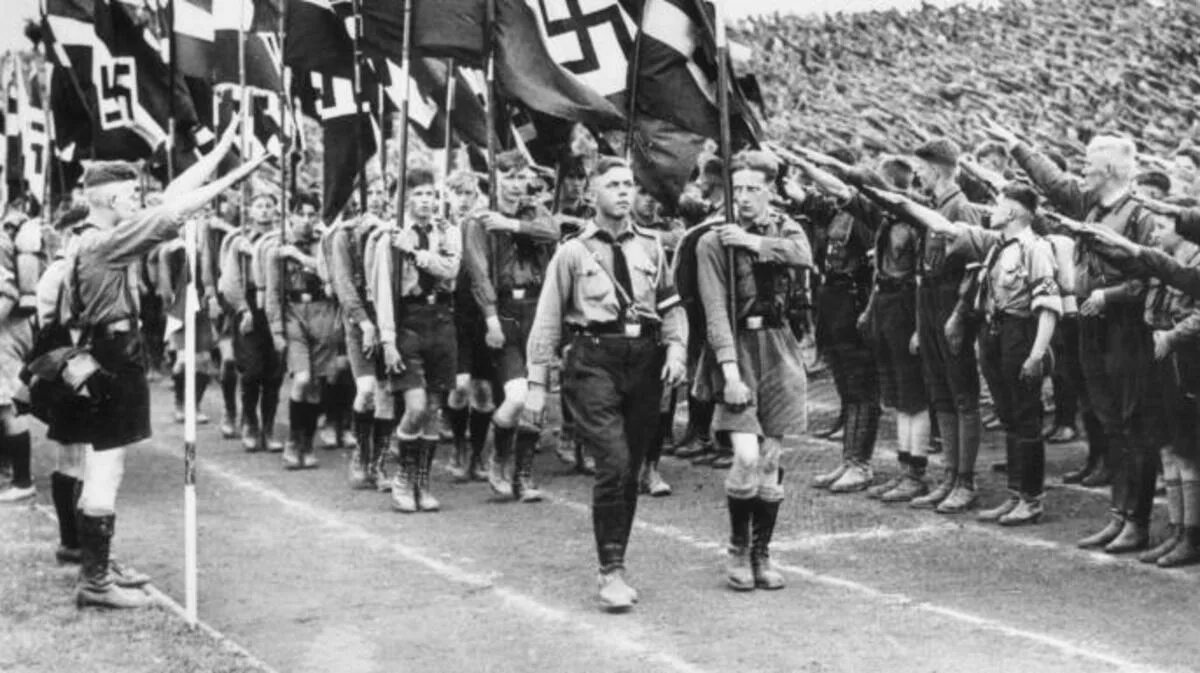 Сколько лет нацистской германии. Триумф воли Гитлерюгенд. Молодёжь в нацистской Германии. Культура нацистской Германии.