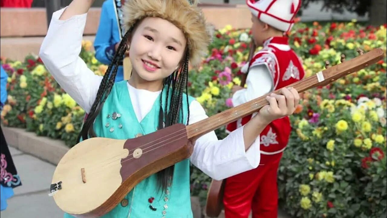 Traditional Kyrgyz Instruments The Caravanserai Flickr