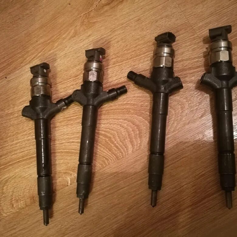 Форсунка митсубиси паджеро спорт. Форсунка 1465a307. 1465a307 гайка форсунки. 1465а307 Denso. Форсунки Денсо 1465a257 тест план.