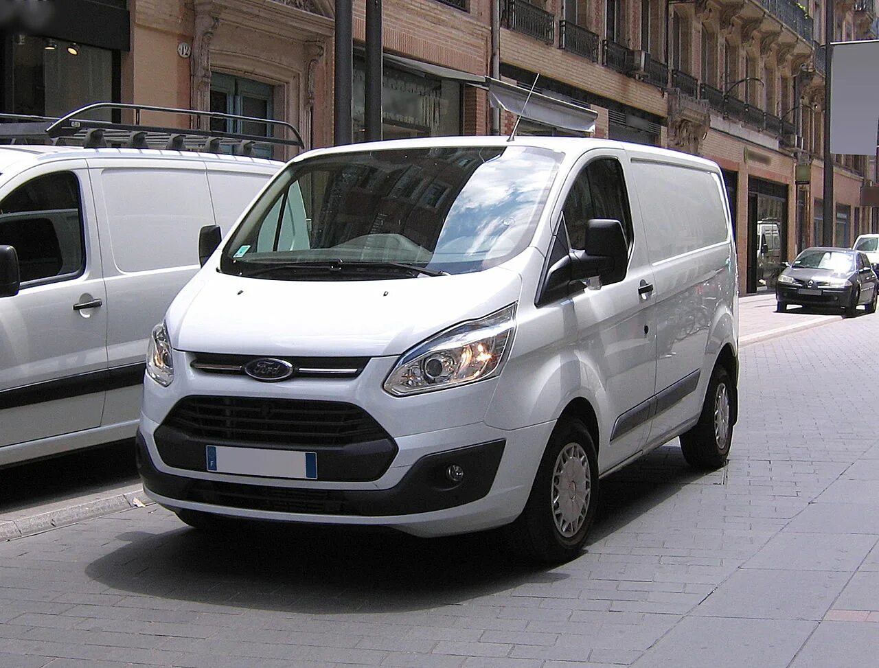 Ford tourneo 2014. Форд торнео кастом. Ford transit custom фургон. Форд торнео кастом. Форд торнео кастом 2023.