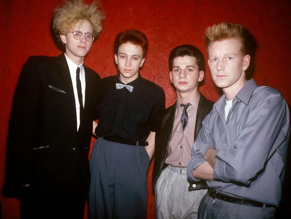 Депеш мод в молодости. Группа depeche mode. депеш мод вм молодости. depeche mode в молодости. депеш мод 1982.