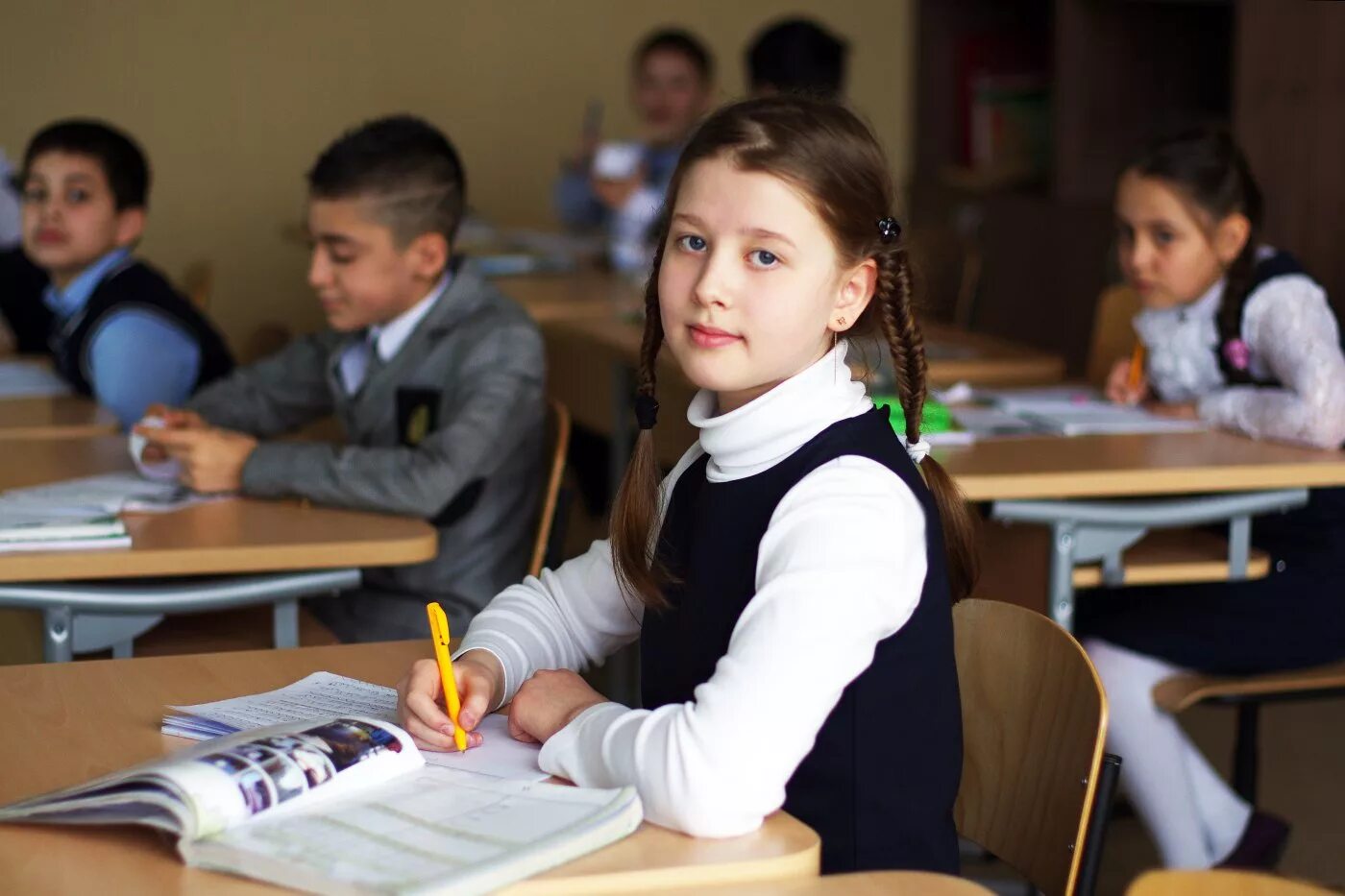 школа альма-матер санкт-петербург на шпалерной. альма-матер санкт-петербург.