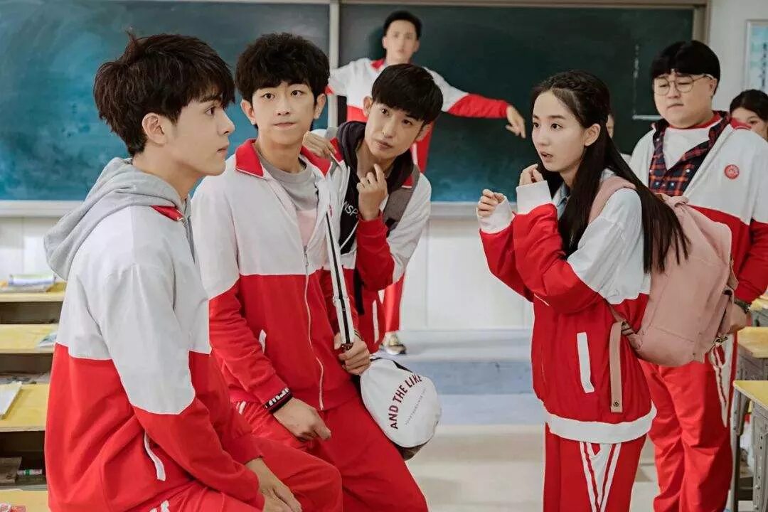 Спорт в дораме. Сокрушительный удар дорама 2016. Дорамы про спорт. Дорама про бейсбол. Дорамы про спорт и спортсменов.