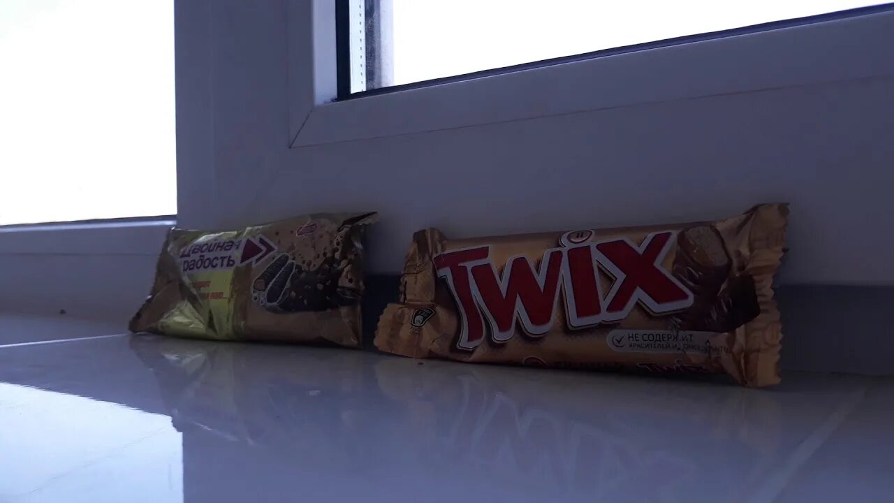What Are the Differences Between Right and Left Twix?