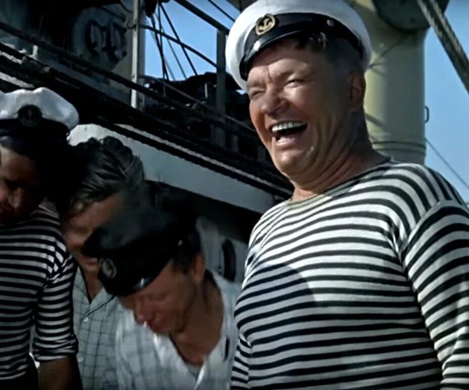 Приколы про моряков. Женщины в военно морской форме. Про бывших моряков. Моряк. Встреча моряка.