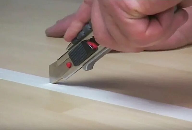 Аппарат для спайки пвх пленки. Склеивание шва. Индукционная система крепления пвх мембраны. Склеивание шва. Склеивание шва.