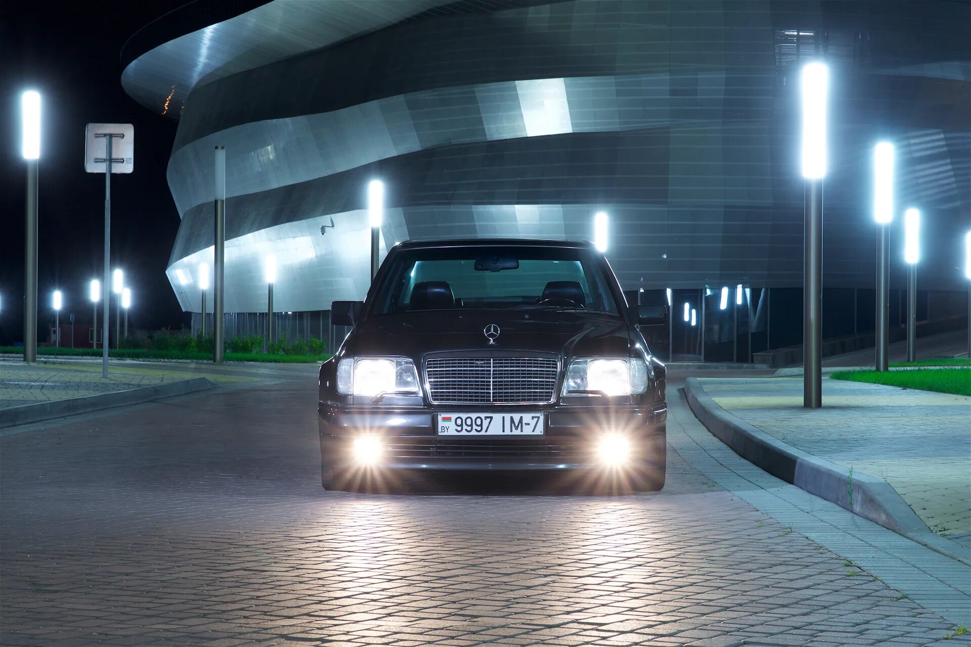 Mercedes benz e class w124. Мерседес бенц w124. 124 город. 124 город. 124 город.