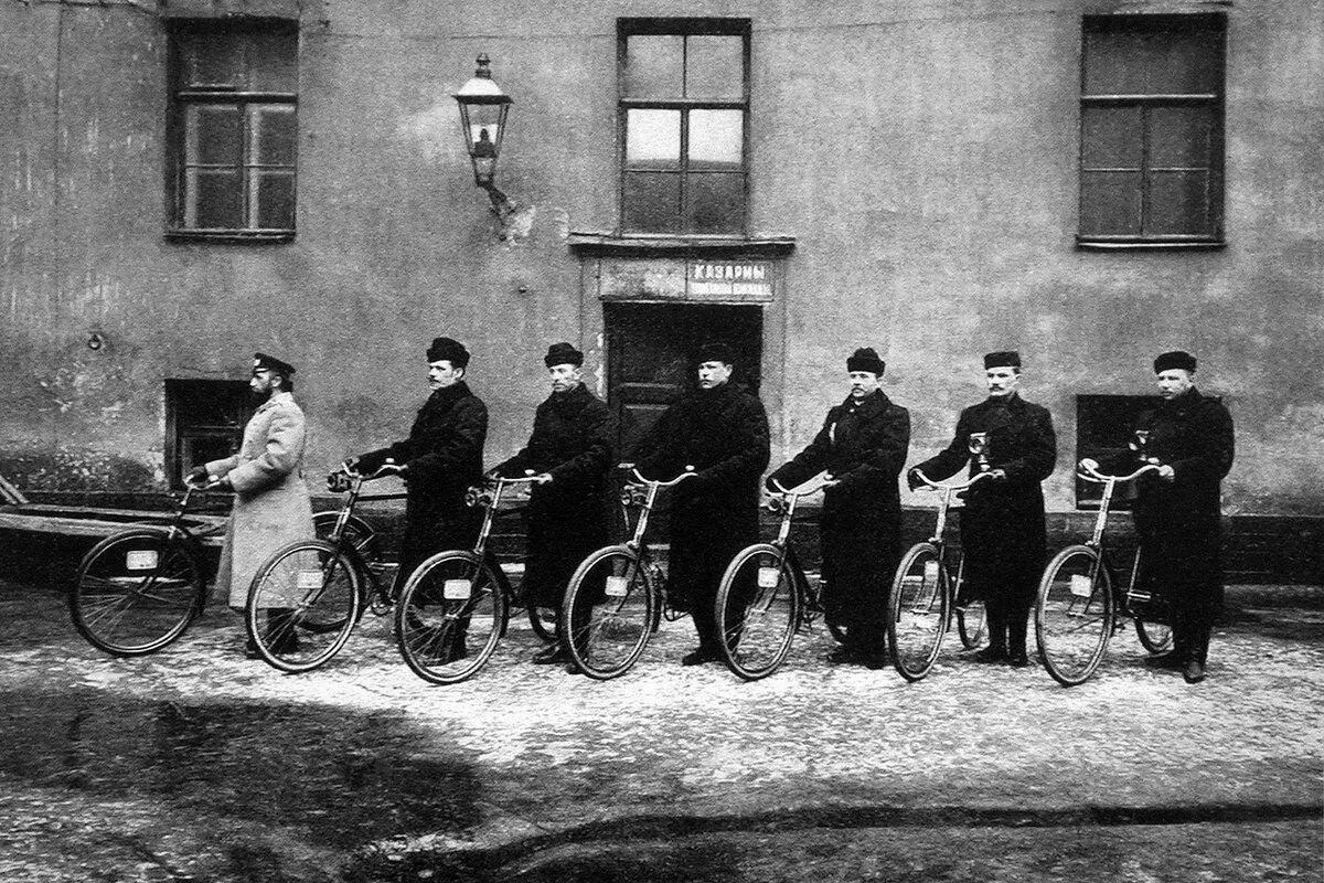 1900 год писатели. Полиция российской империи 20 век. департамент полиции 1883. полиция 1900 российская империя. министерство полиции российской империи 19 в.