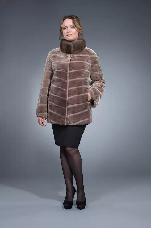 Шубы из мутона пятигорской фабрики. Ярославская меховая фабрика изделия из овчины. Шуба мутоновая женская. Каталог фабрики меха. Каталог фабрики меха.