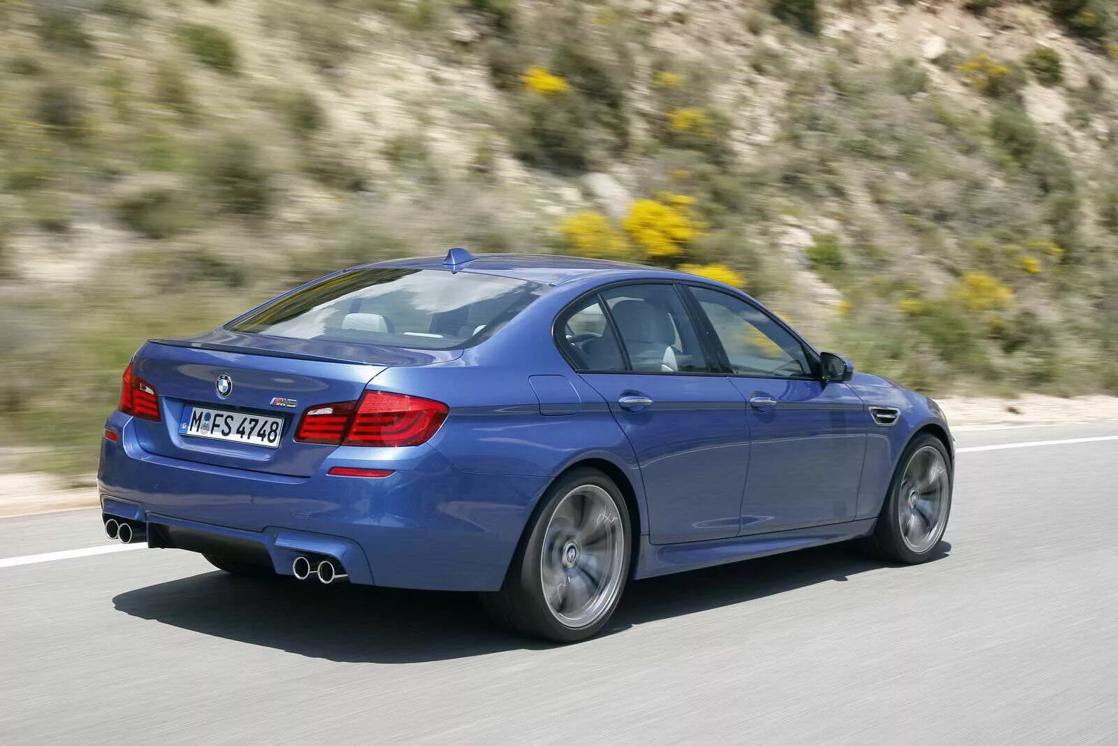 Модели м 5. BMW m5 2012. BMW 3 f10. БМВ m5 f10. BMW 5 f10 2012.