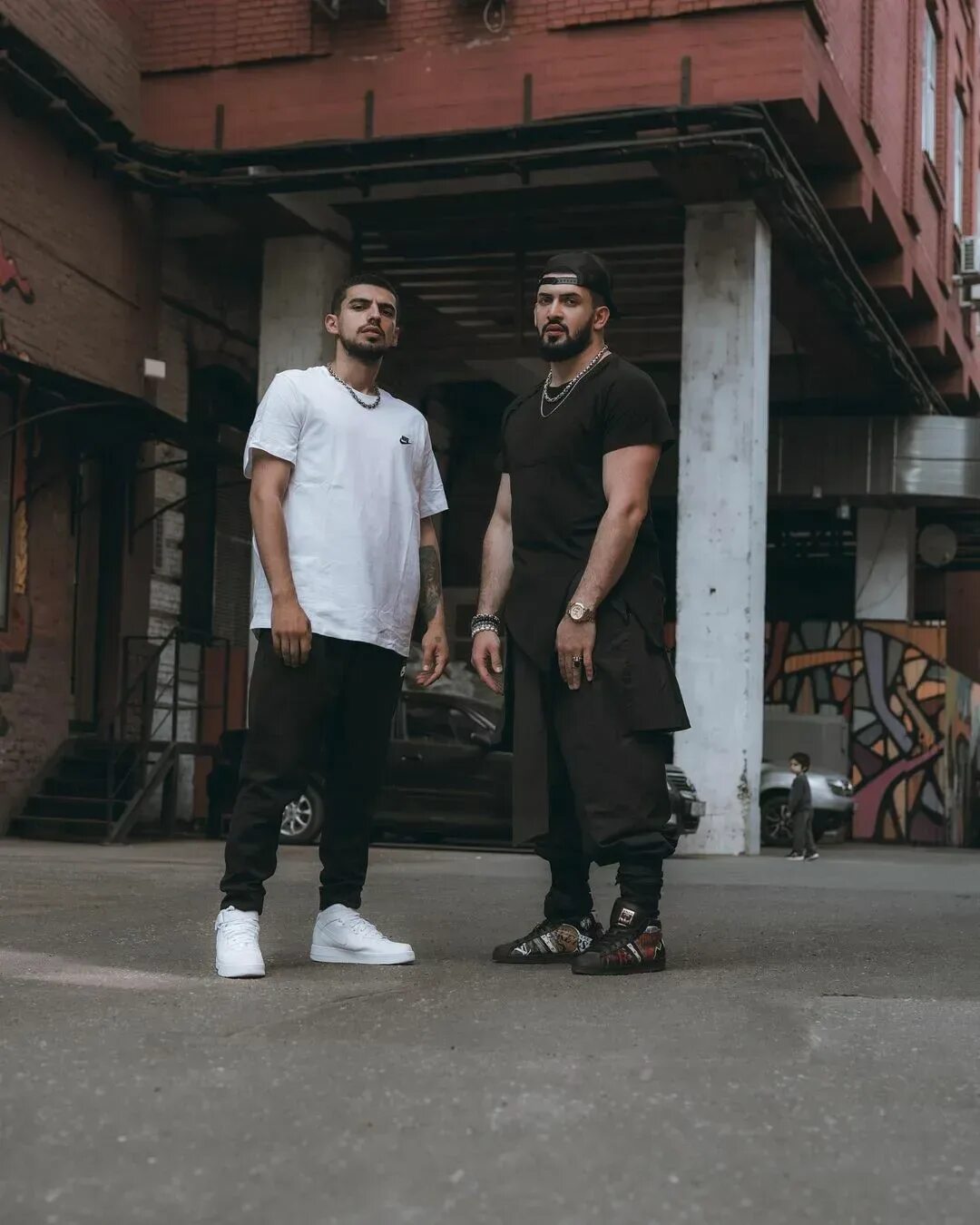 Биттуев. Биттуев певец. Мухаммед биттуев. Биттуев блоггер. Биттуев.