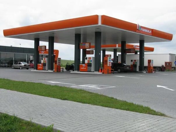 Минимаркет лукойл. Азс фотографии. Заправки коммунар. Роснефть владивосток. Заправочные станции для автомобилей.