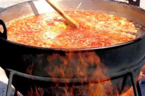 Самая большая кастрюля