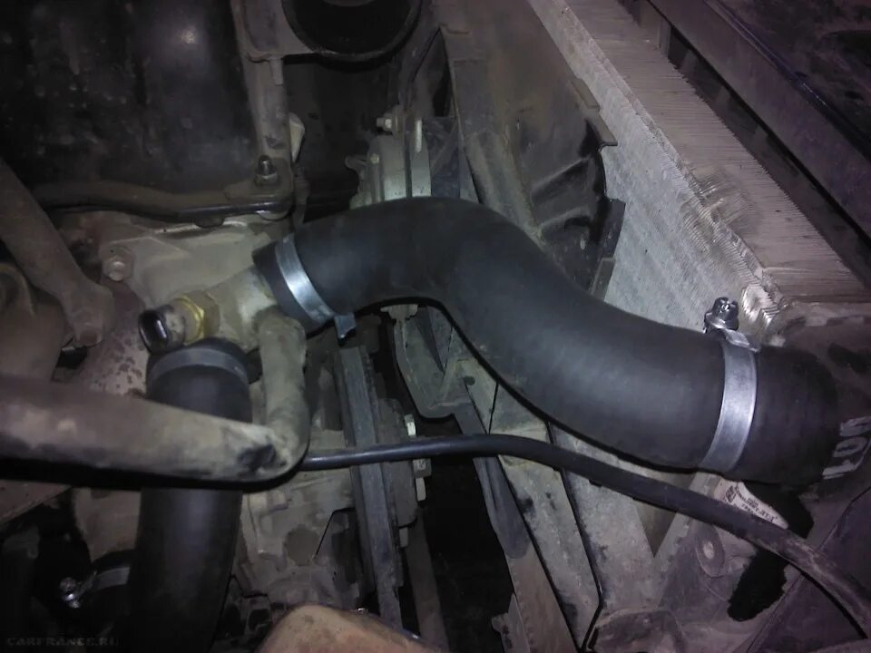 Нижний патрубок ваз 2114. Брт патрубки 2108. Нижний патрубок ваз 2114. Патрубок радиатора ваз 21082 нижний. Патрубок на ваз 2115 короткий.