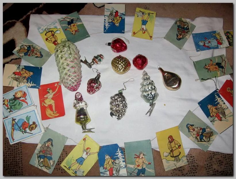 резиновые игрушки 50 годов. игрушки 40 50 годов. елочные игрушки 40-х годов. куклы шестидесятых годов. игрушки 40 50 годов.