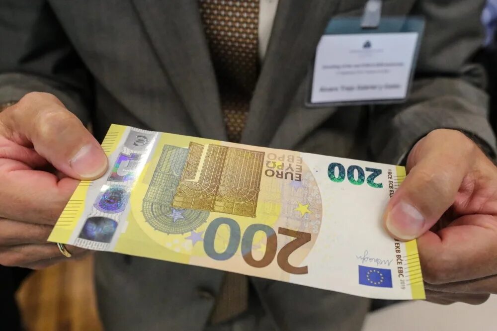 Банк Эстонии купюра. Европа иттифоқи. 200 Евро. 200 Евро купюра новая. Ввп кипра