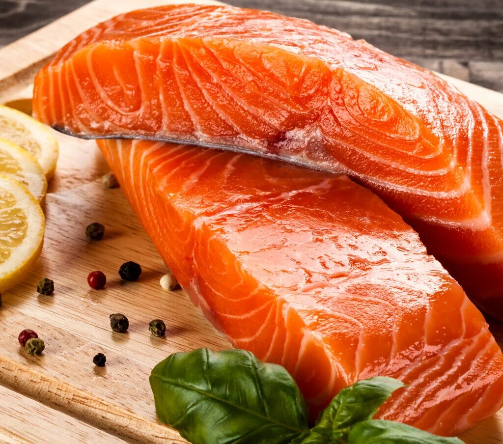 чавыча форель лосось. стейк чавычи. рыба соленая (семга, лосось). сёмга слабосоленая. рыба соленая (семга, лосось).