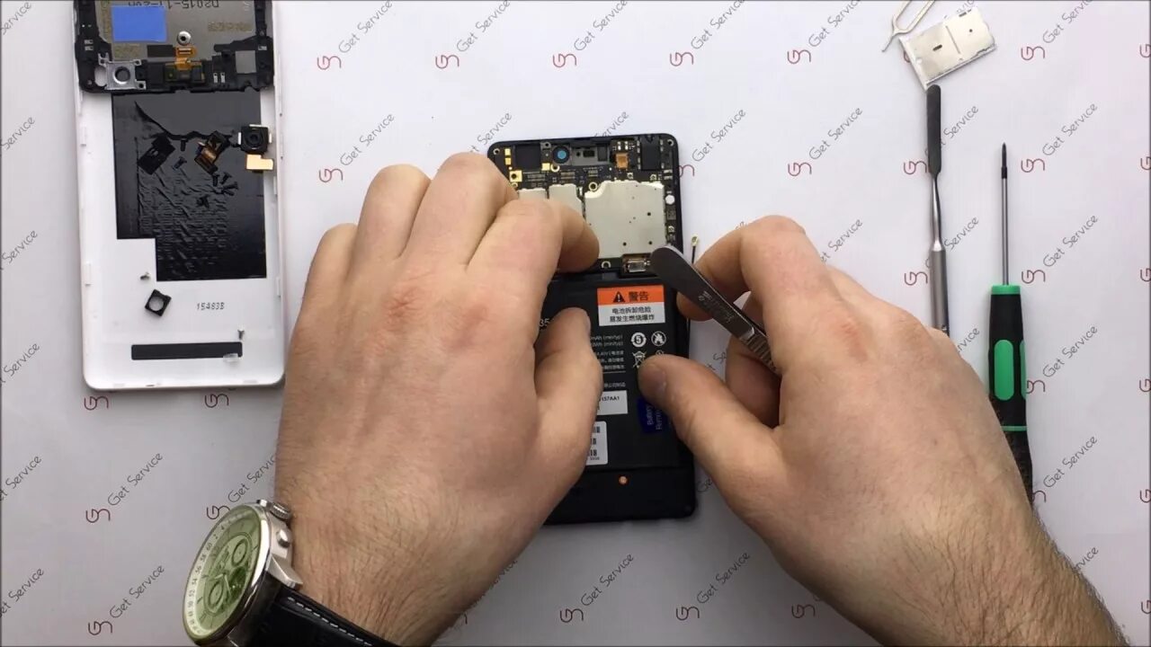 Как меняется экран xiaomi. Xiaomi mi 4c wi-fi разборка. xiaomi watch с1 замена батареи. замена стекла xiaomi. gt920mx как поменять.