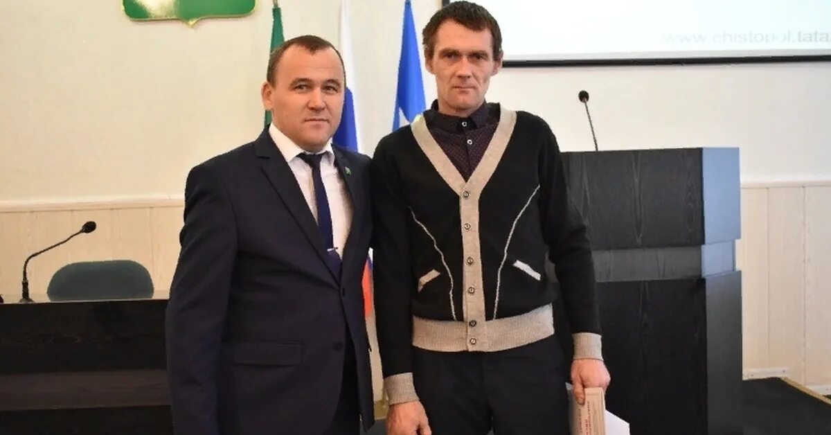 Депутаты подарили мясорубки