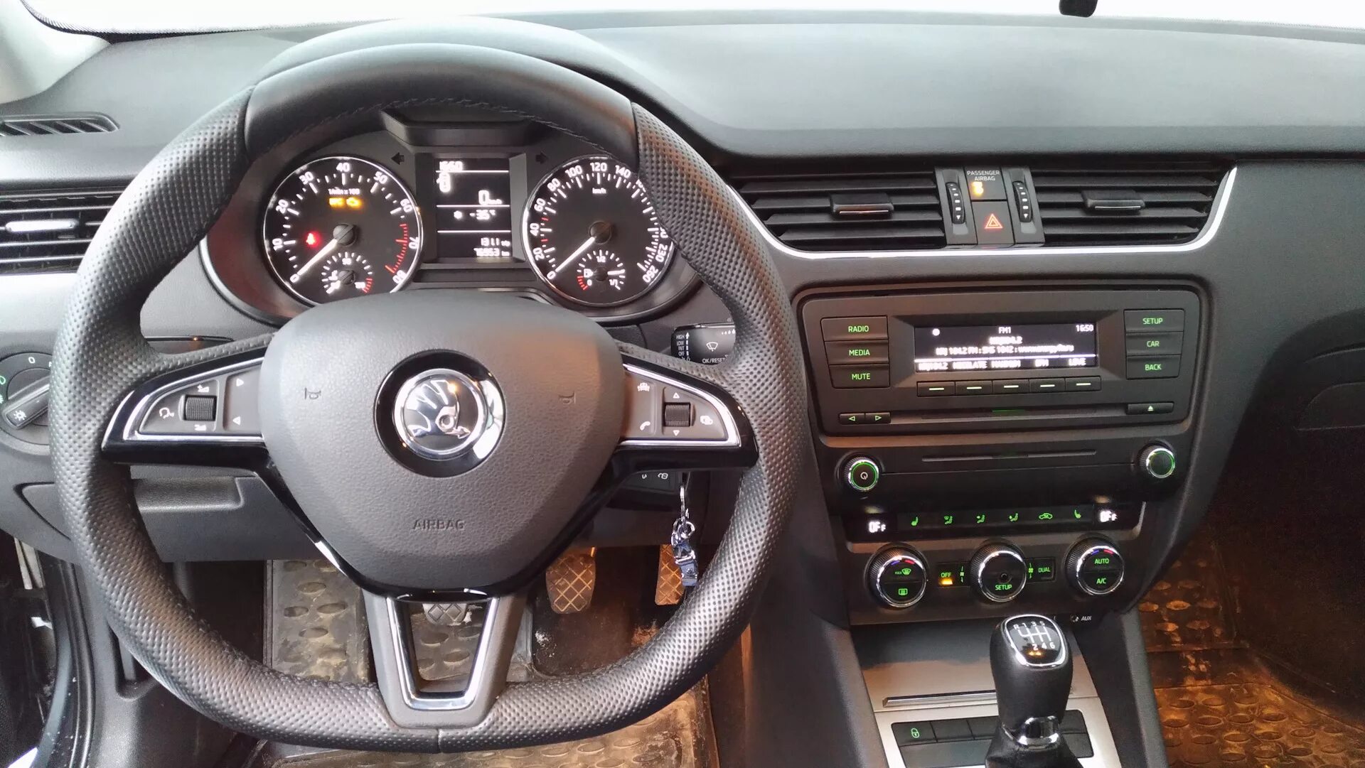 Как снять руль шкода а7 Замена руля Октавия А7 Skoda Octavia Combi A7 Mk3, 1,6 л, 2014 года своими рук