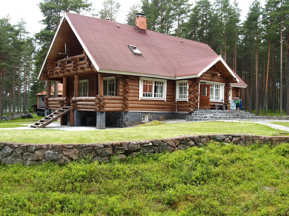 Загородные домики в подмосковье. Деревянный дом. Загородный домик. Загородный деревянный дом. Загородный дом в Подмосковье.