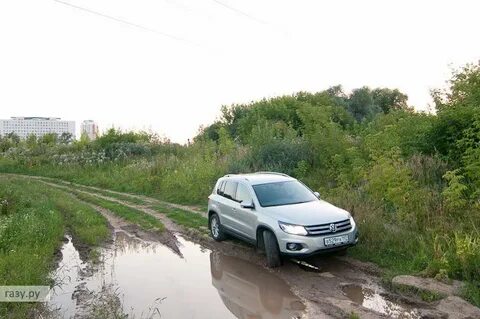 На грунтовых дорогах машина дедушки расходует 9