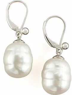 Pearl earring