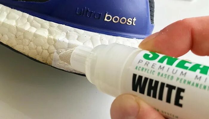 Краска для белой подошвы кроссовок. Краска для подошвы обуви белая bsk. Карандаш для белой подошвы. Краска для белой подошвы кроссовок. Замазка для обуви белая.