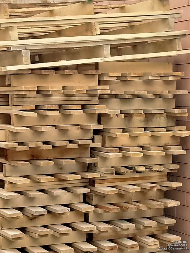 Скупка паллетов