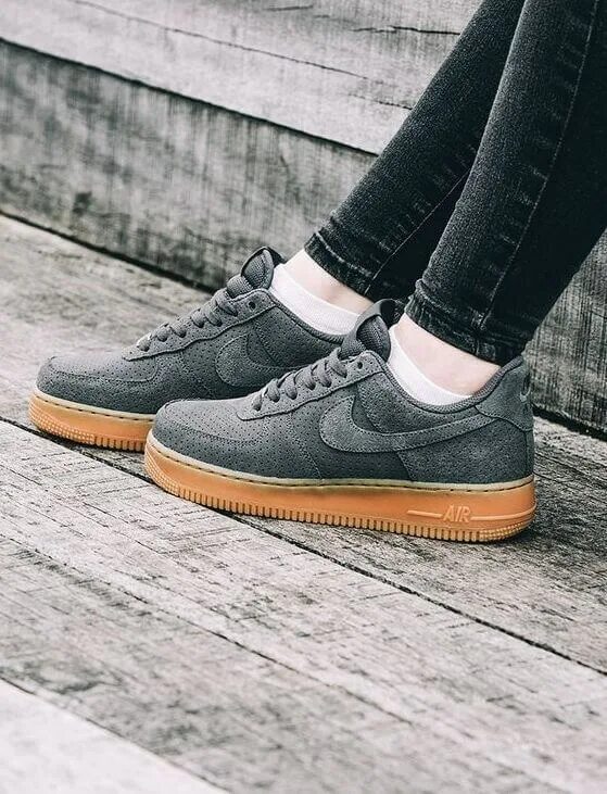 Nike Air Force 1 Low замшевые. Nike Air Force 1 нубук. Nike Air Force 1 Low Grey. Nike Air Force 1 07 Suede.