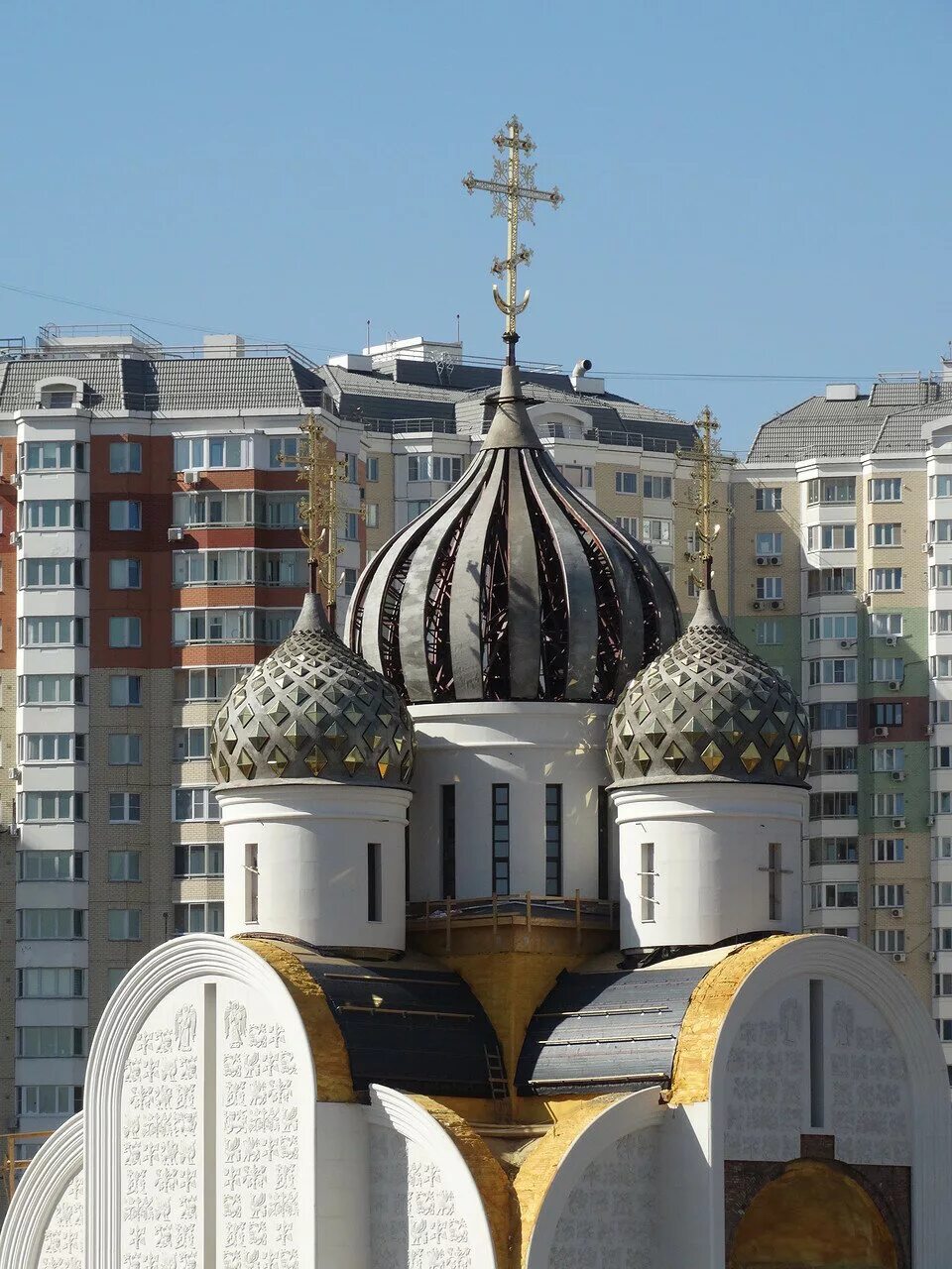 Из каких материалов был возведен храм. Павшинская пойма храм николая чудотворца. никольский храм в павшинской пойме. собор николая в павшинской пойме. церковь павшинская пойма красногорск.