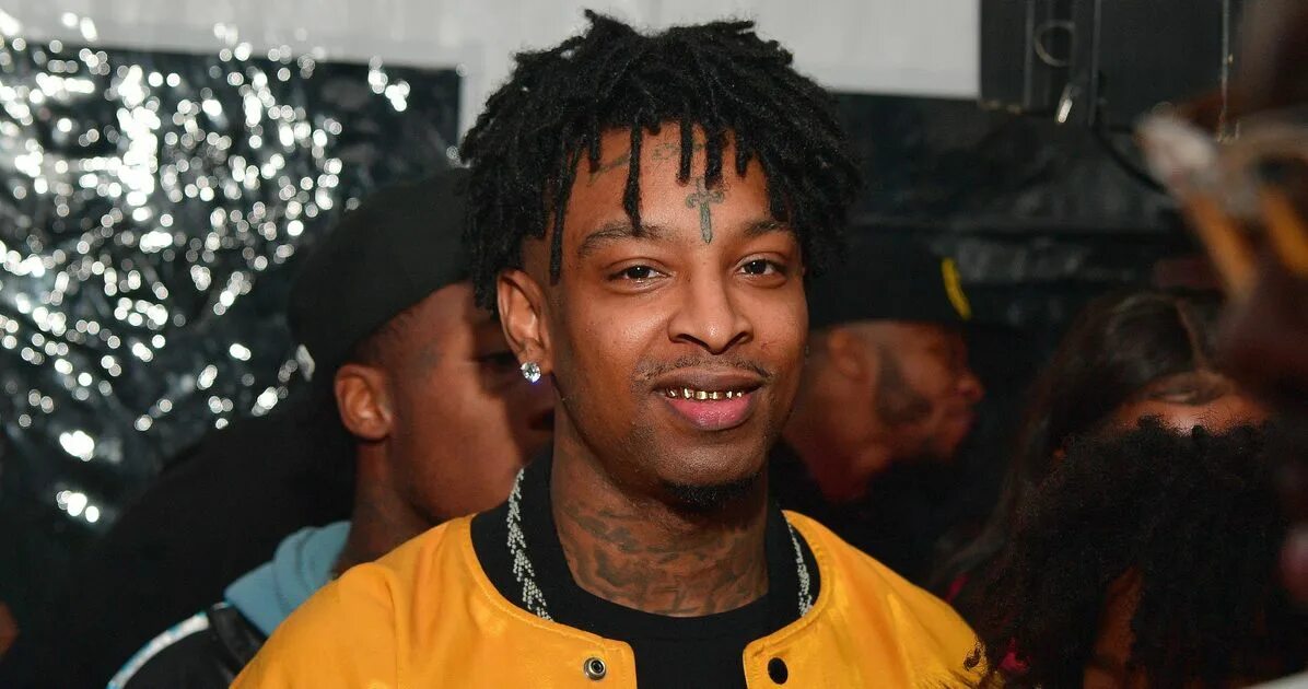 21 savage scally текст. 21 savage. 21 savage на аву. 21 savage brother. 21 savage с пистолетом.