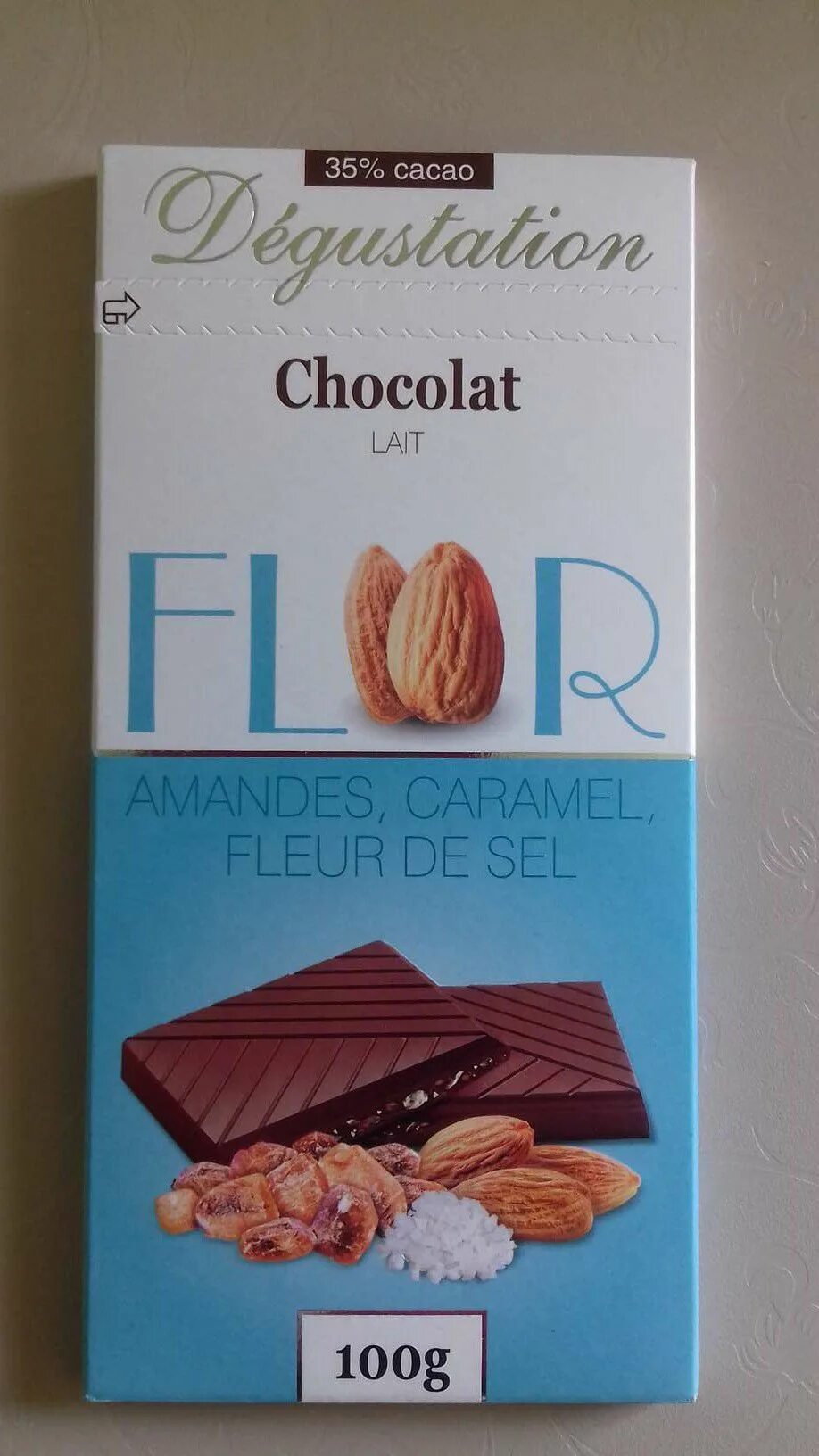 Шоколад флор. Шоколад Флер Франция. Шоколад Flor degustation. Шоколад Flor degustation с солью. Шоколад с миндалем карамелью и морской солью.