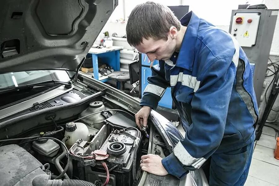 Renault обслуживание. Обслуживание Renault. Автосервис Рено. Автосервис чемпион. Автосервис Рено в Москве.