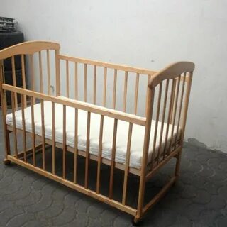Обычная кроватка