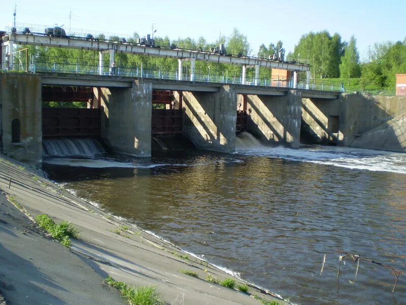 Плотина новленского водохранилища река пахра фото Плотина (бывшая ГЭС)