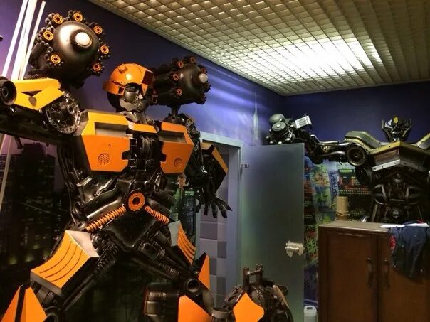 Роботов спб. Роботов спб. Выставка трансформеров. Выставка роботов спб. Интерактивная выставка.