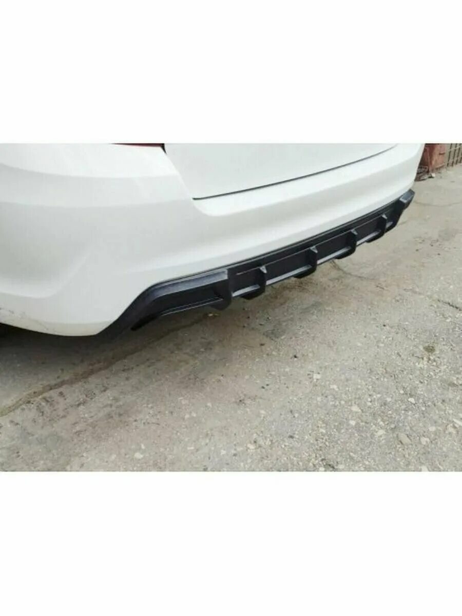 Лада гранта лифтбек стенс. Задний диффузор гранта фл. Диффузор гранта фл седан. Задний спортивный бампер лада гранта 2013. Диффузор заднего бампера гранта.