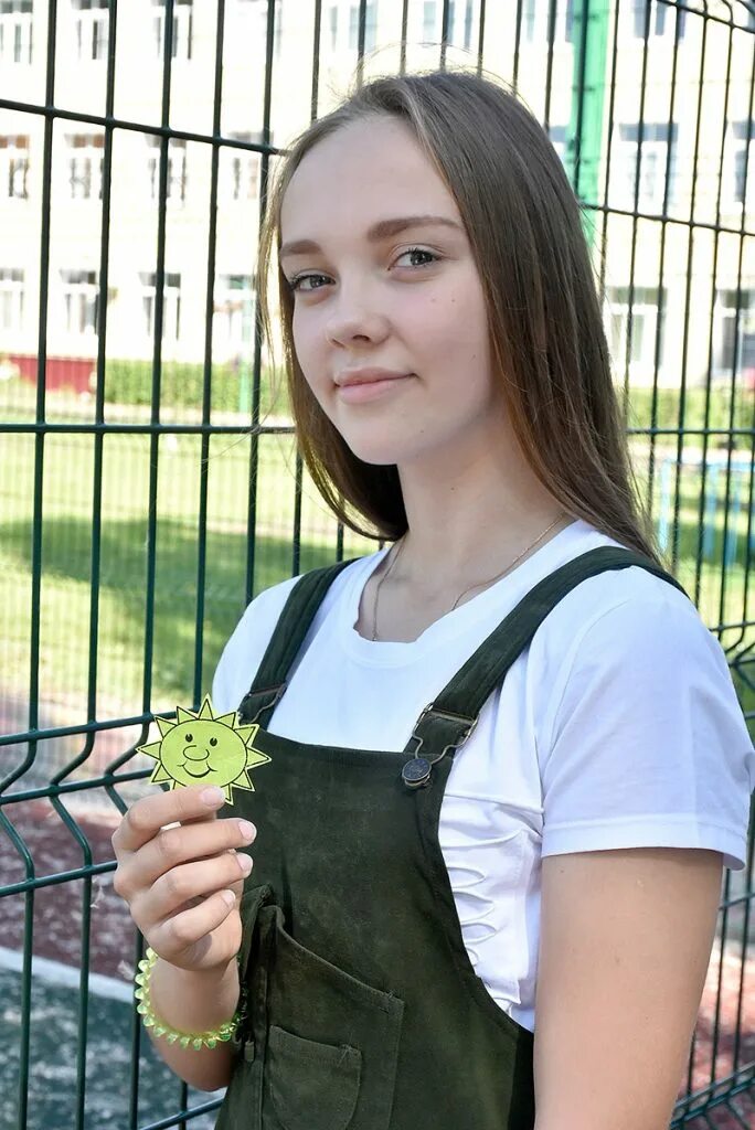 Красивые девочки восьмиклассницы. Девочки восьмиклассницы. Девочки восьмиклассница. Восьмиклассница фото. Девушка восьмиклассница.