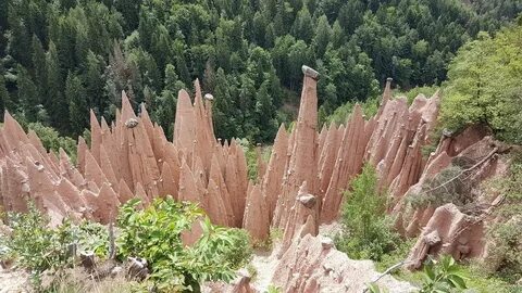 Гора из глины