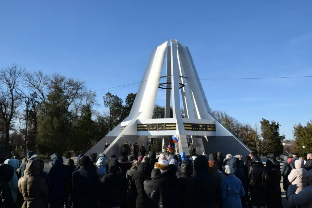 День станицы выселок. Пантеон славы Выселковский район. Пантеон славы в Выселках. Выселки. Фото Краснодарского края сейчас 2021.