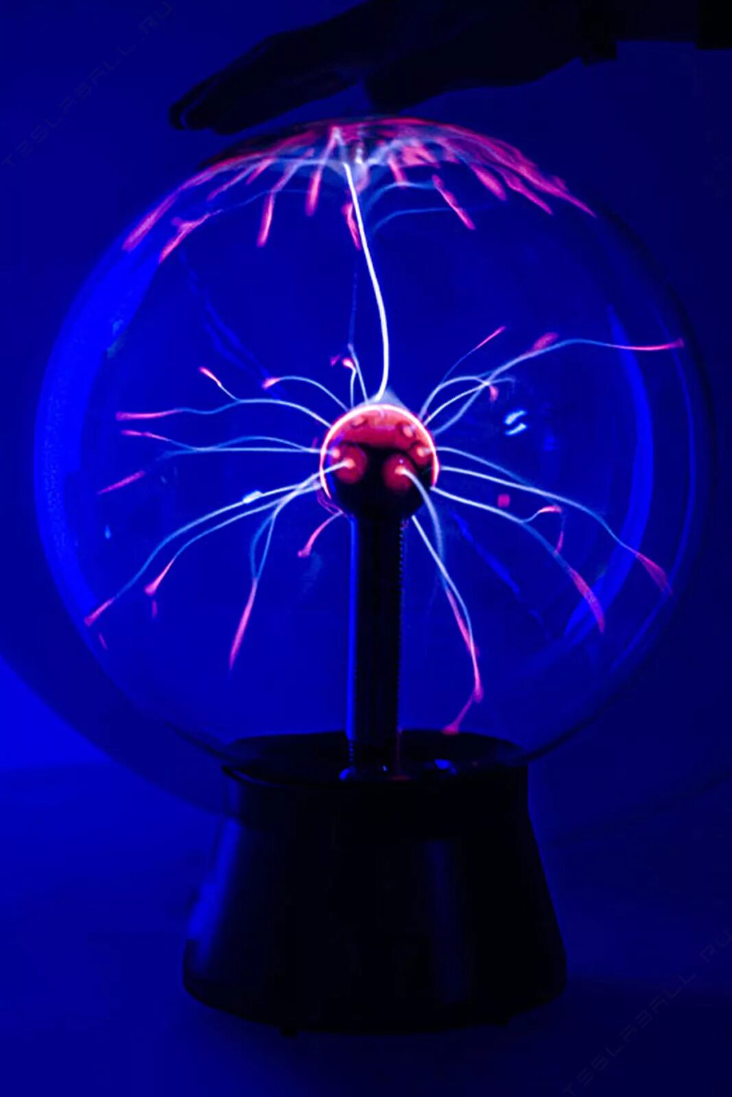 Плазма шаров. Плазменный шар Тесла Audio (d-20 см) Blue. Катушка Теслы шар. Плазма шар хромакей. Плазменный шар 2002.