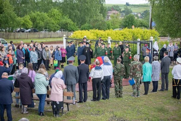 Храм в новых зятцах. Погода в новых зятцах. Погода в новых зятцах. Старые зятцы. Погода в новых зятцах.
