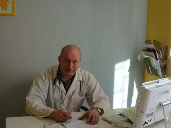 Романенки виктор николаевич. Психотерапевт романенко. Романенко евгения юрьевна психотерапевт. Романенко татьяна юрьевна врач. Романенко олег иванович нарколог, психиатр.