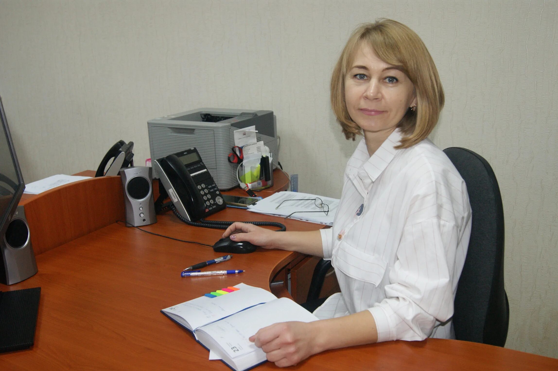 руководитель клиентской службы на правах отдела