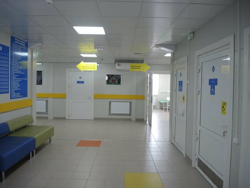 Дгб новочеркасск. Мацоты 28 поликлиника новочеркасск. Детская поликлиника новочеркасск первомайская. Поликлиника на мацоты новочеркасск. Детская поликлиника мацоты.