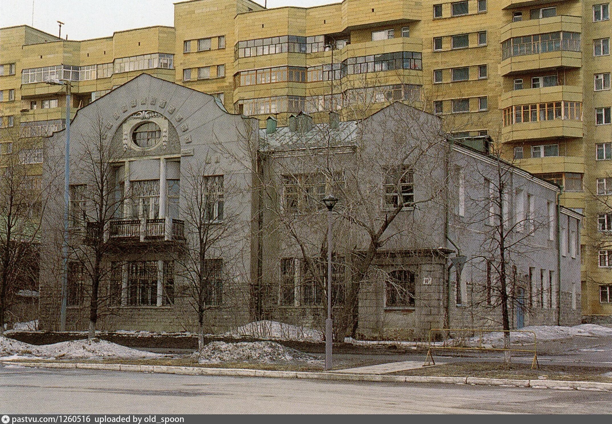 Г ростов ул революции д 15. Г орел ул революции 30. Ул революции 11. Евпатория ул революции 5. Ул революции 11.