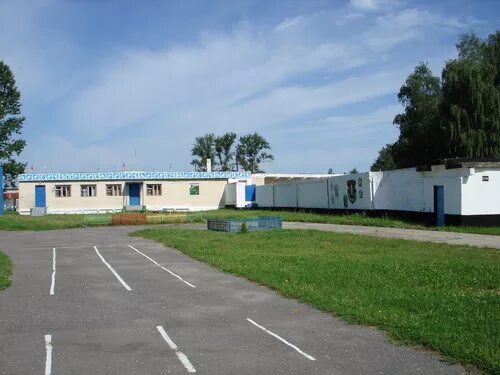 Бассейн аэродром. Бобруйск аэропорт. бобруйск киселевичи аэродром. авиабаза бассейн в камышине.
