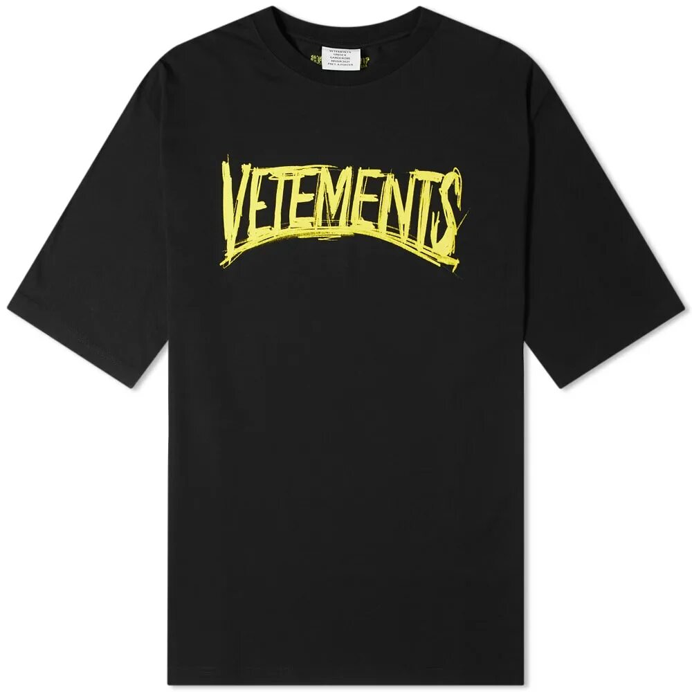 Hello vetements. Vetements World Tour футболка. Vetements кофта Worlds Tour. Vetements футболка мужская. Vetements automne-hiver 2021 футболка.